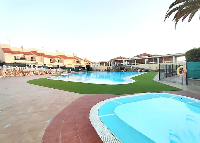 Pool Maspalomas By Wave San Bartolome de Tirajana (Gran Canaria)